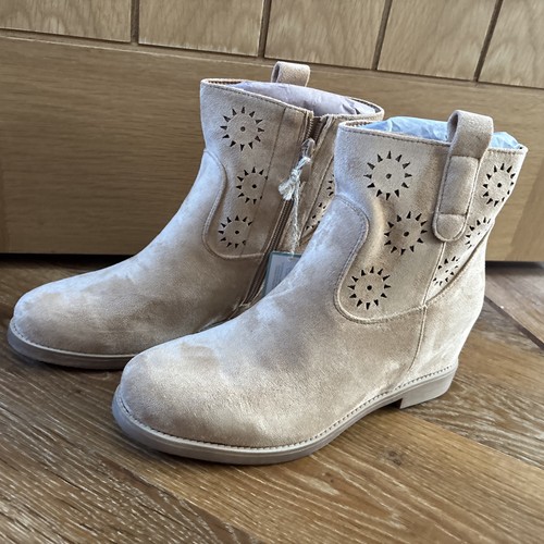Soleful camel galadriel - -,