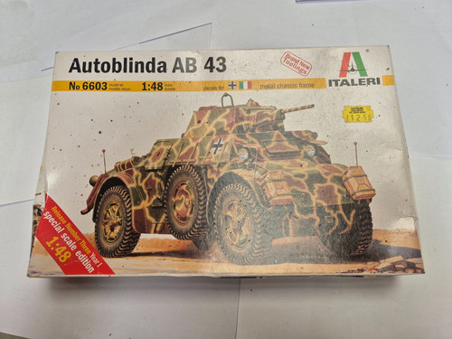Italeri autoblinda ab 43 - ab,
