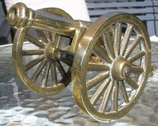 Vintage Desk Brass British Field Gun / Cannon