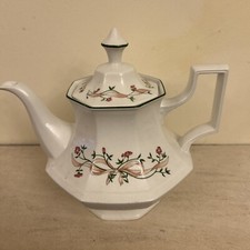 ETERNAL BEAU 2 Pint Tea Pot. V