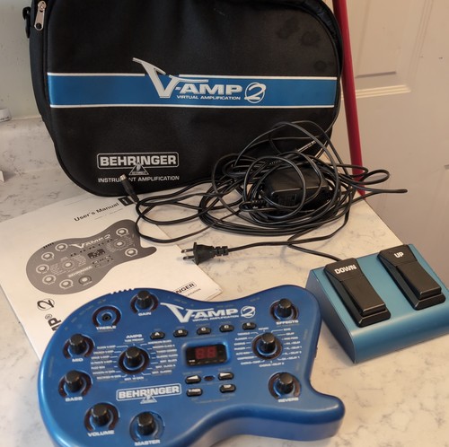 Behringer amp guitar - v-amp,
