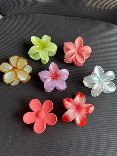 Flower hair claw clips - hair,
