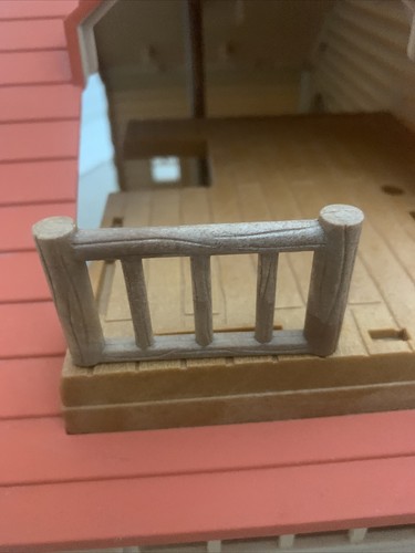 Sylvanian families log - log, cabin
