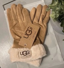 UGG Fleece Lined Gloves  one