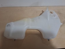 Ford water reservoir tank
