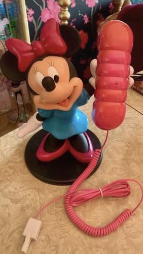 Minnie mouse collectable - minnie,