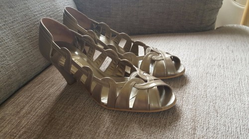 New mary bronze - g,