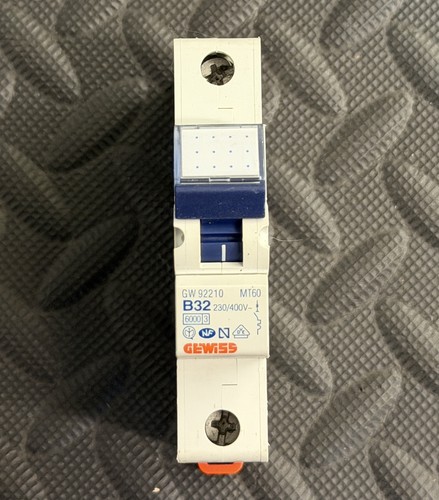 Gewiss b32 32a - 32a, gw92210