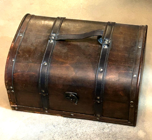 Vtg wooden steamer trunk - vtg,