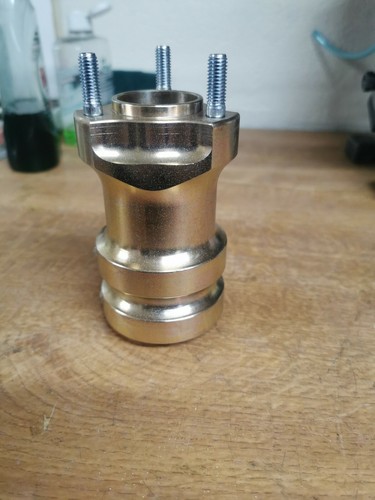 Kart magnesium 40mm rear hub