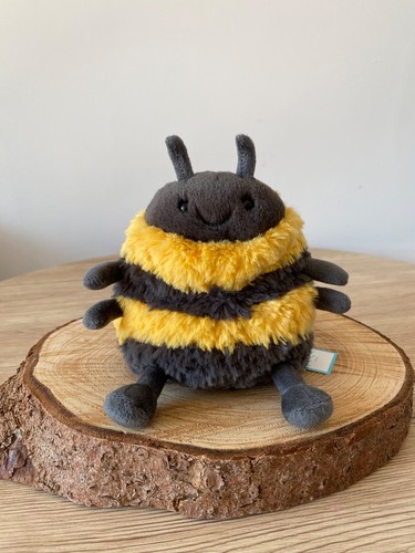 New with tag genuine jellycat - new,