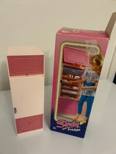 Vintage 1980s Sindy Fridge