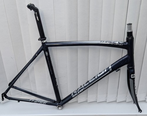 Raleigh revenio three - raleigh,