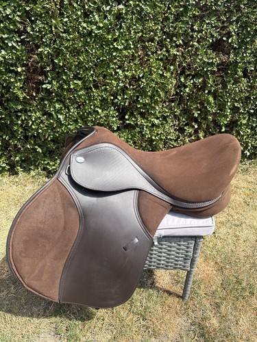 Thorowgood compact saddle - thorowgood,
