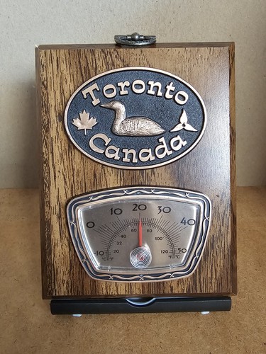 Vintage f toronto - &, f"
