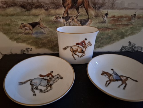 Royal worcester huntsman - royal,