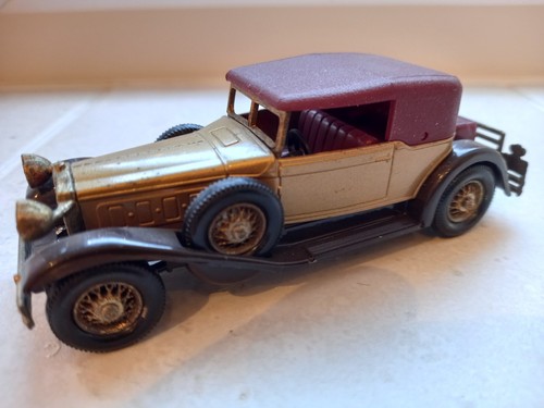 Matchbox 1930 packard - matchbox,