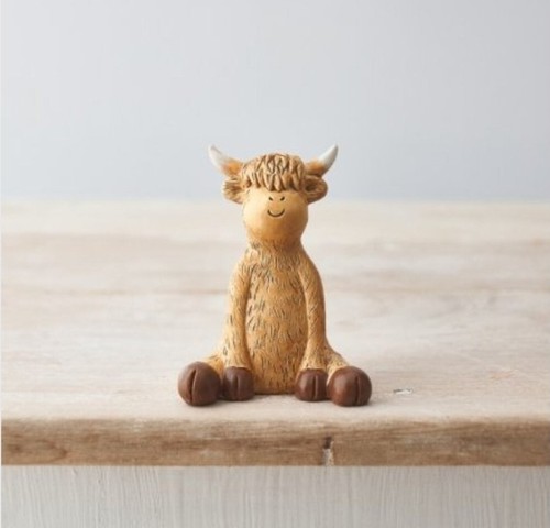 Highland cow sittig 9cm - highland,