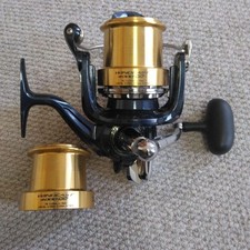 DAIWA WINDCAST 4000 fishing