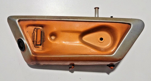 Left side oil tank - left,