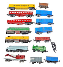 Rake Of 14 N Gauge Train Cars