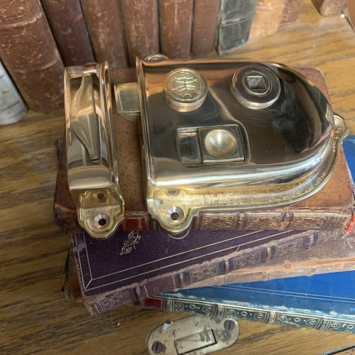 Solid polished brass cromwell - solid,