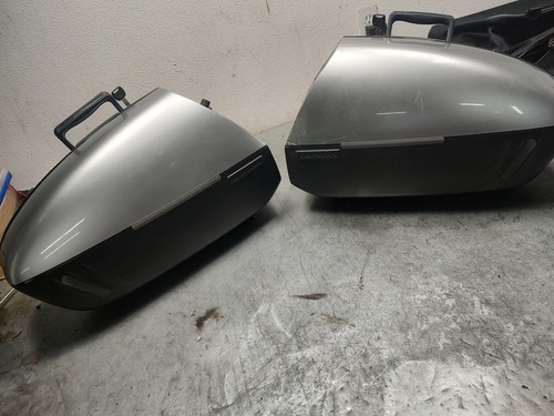 Luggage cases left right