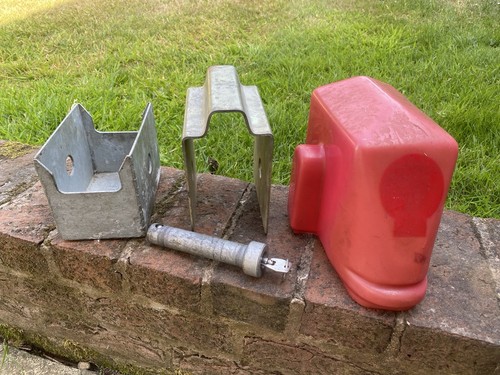 Bulldog hitch lock - hitch,
