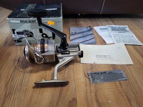 Daiwa regal silver rs2600 - silver,