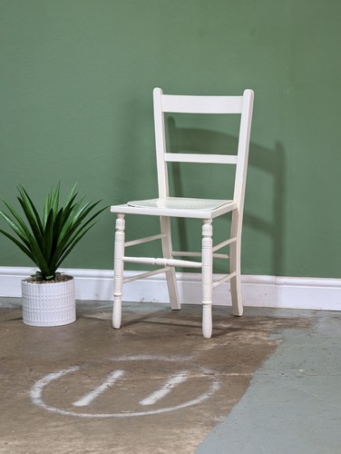 Vintage white bedroom chair - vintage,