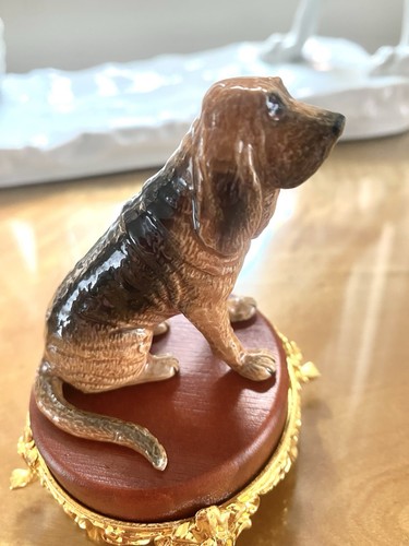 Miniature bloodhound dog model - miniature,