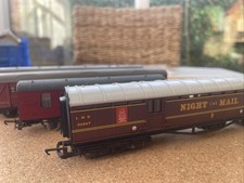 OO LMS Night Mail & 3 x