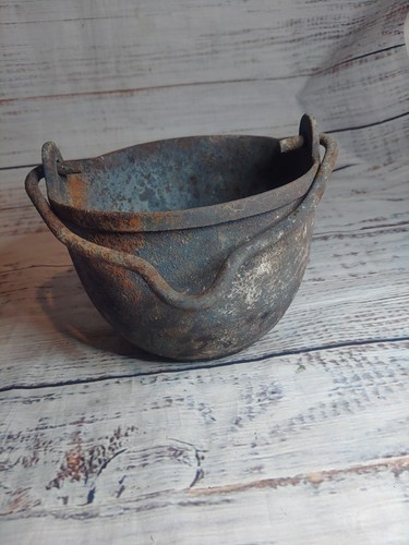 Antique cast iron x - iron,