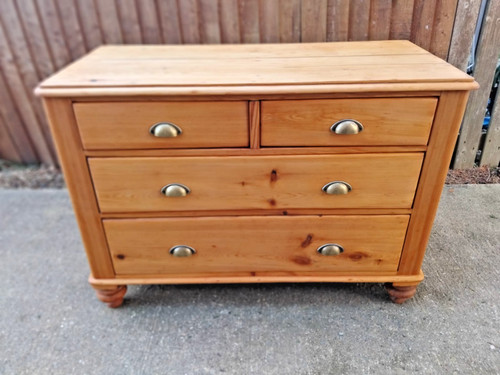 Pine chest drawers 4 - of,