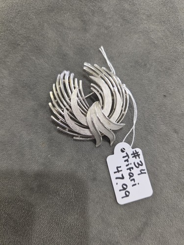 Signed trifari vintage silver - trifari,