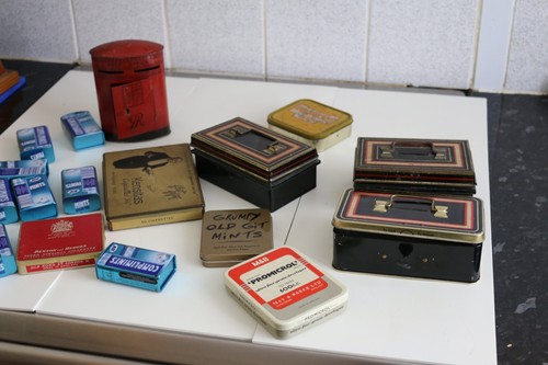 Old money box - old, tins.