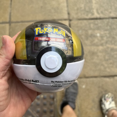 Pokemon pokeball tin - 1,