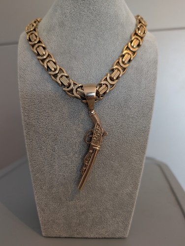 Heavy 9ct gold - 9ct, pendant