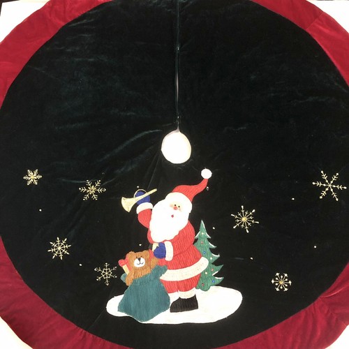 Christmas tree skirt - christmas, green/red