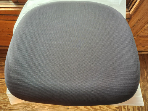 New humanscale liberty seat - new,