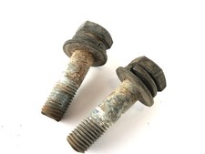 Suzuki T 500 [GT 500] - Bolts