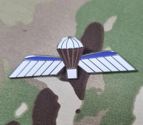 Netherlands parachutist jump - netherlands,