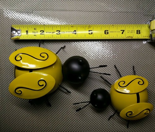Decorative metal bumble bee - metal,