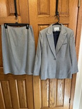 Le Suit 2 Pc Skirt Suit