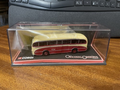 Corgi omnibus scale 40306 - 1/76,