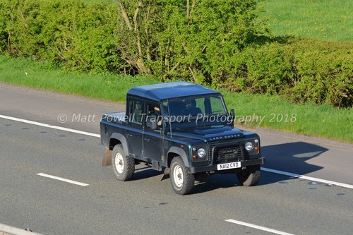 Photo 12x8 landrover - -,