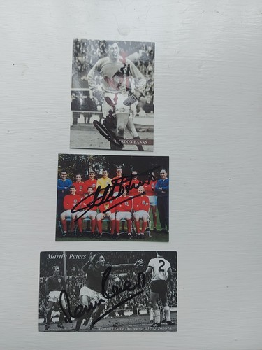 Signed football cards 1966 - ,