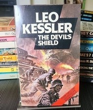 Guns at Cassino by Leo Kessler (Futura, 1977) near Good: fully described.