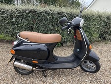 vespa ET2 scooter