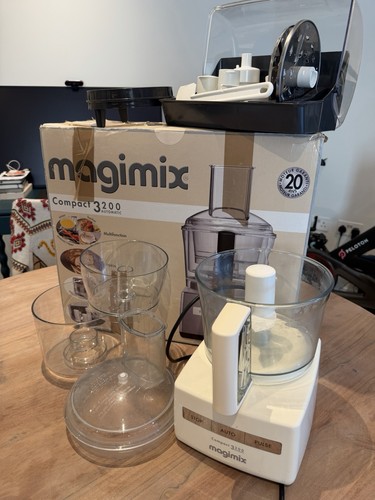 Magimix compact 3200 - compact, automatic